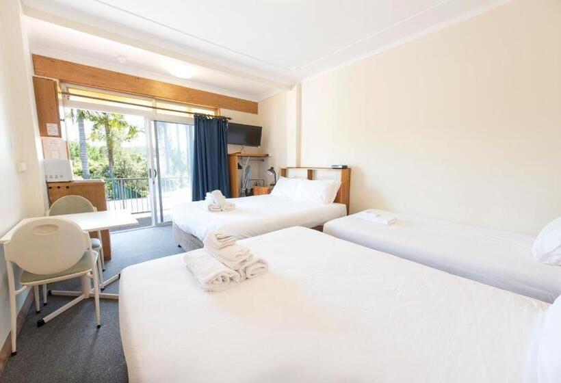 Семейный Номер, Gosford Inn Motel