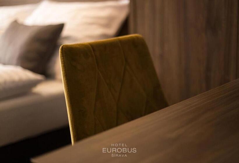 חדר סטנדרט עם מרפסת, Eurobus