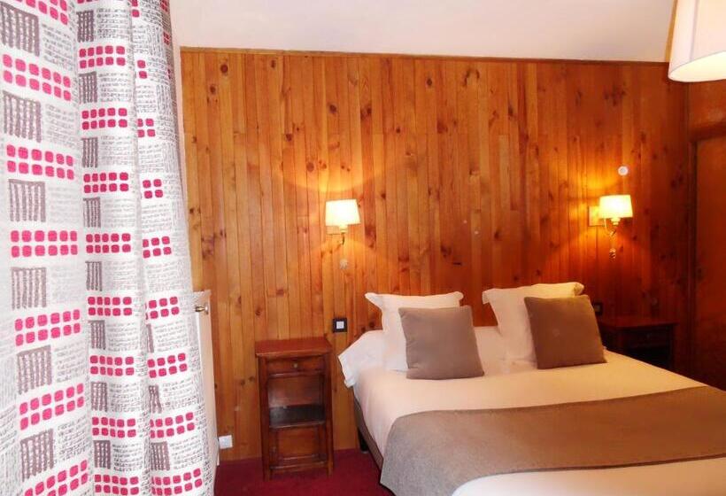 스탠다드 룸 풀장 전망, Hôtel Du Verdon
