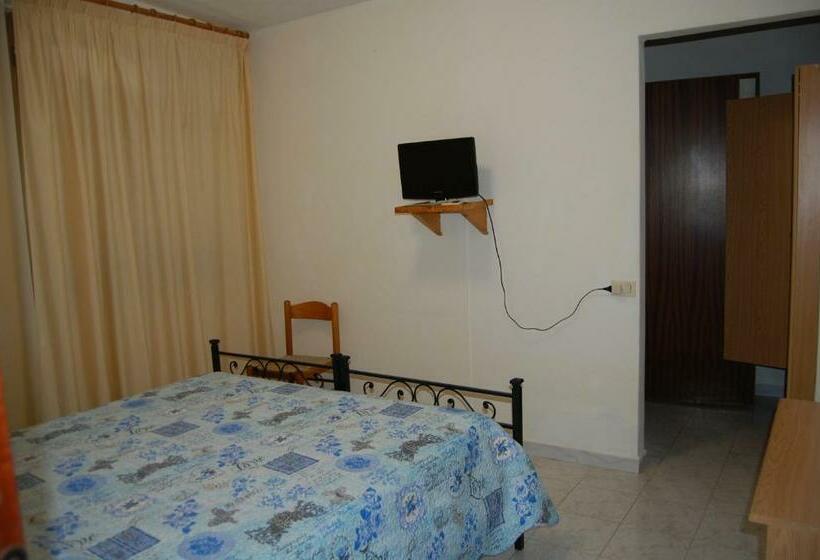 غرفة قياسية, La Mimosa