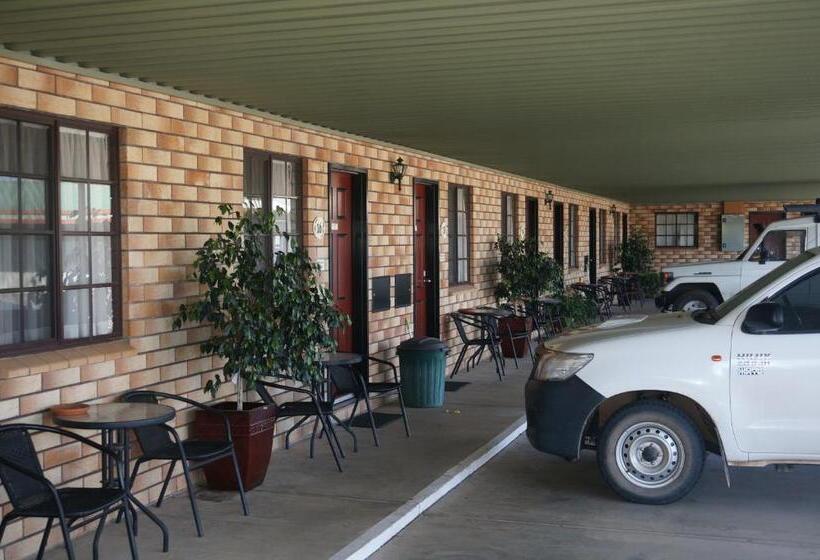 标准间, Miles Outback Motel