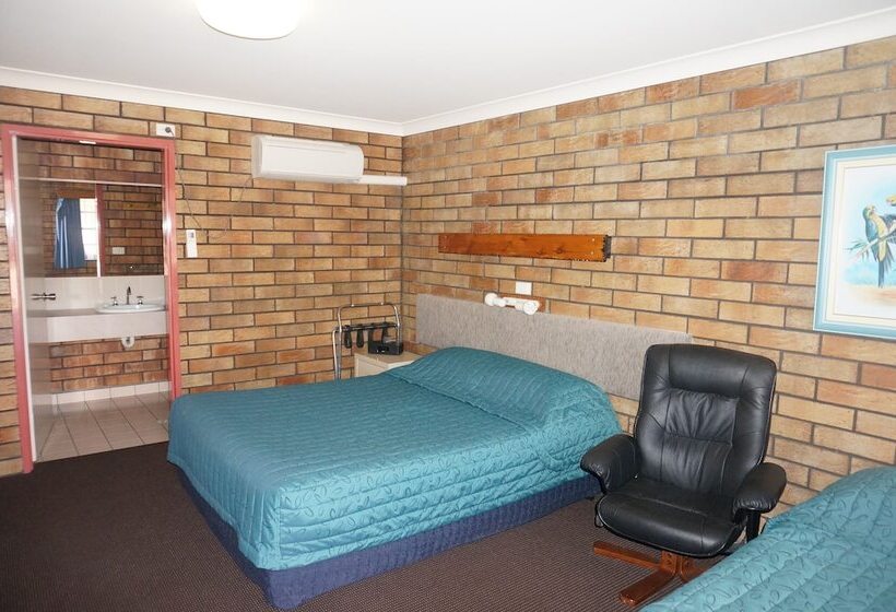 Номер Стандарт, Miles Outback Motel