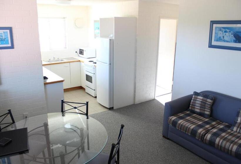 Апартаменты 3 Спальни, Narooma Palms Holiday Apartments