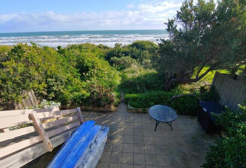 침실 1개 주택, Award Winning Beach Front Retreat