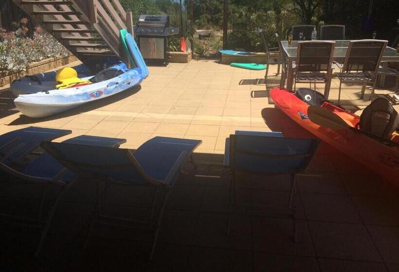 침실 1개 주택, Award Winning Beach Front Retreat