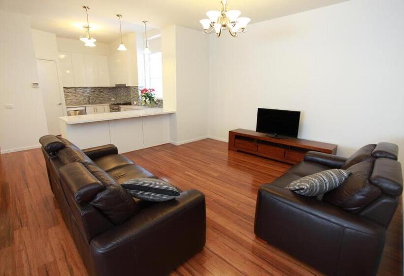 침실 3개 아파트, Ballarat Premier Apartments