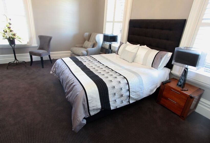 스탠다드 스튜디오, Ballarat Premier Apartments