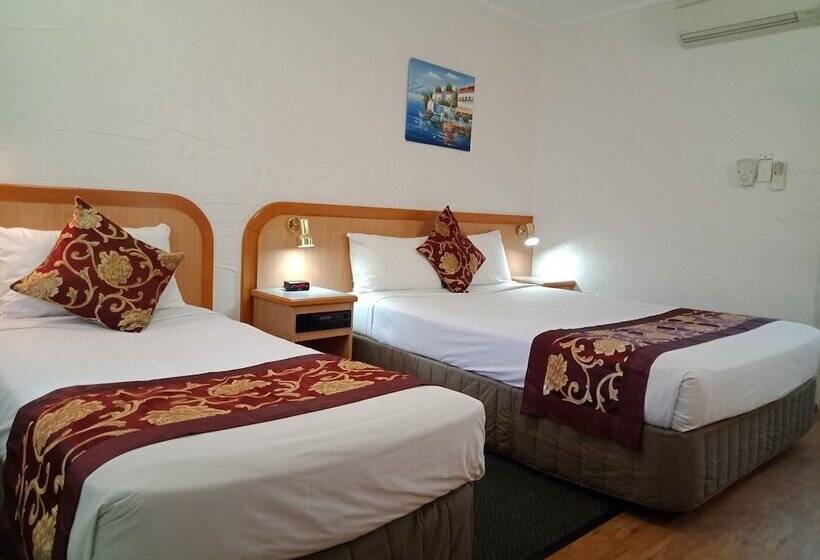 Номер Стандарт, Espana Motel