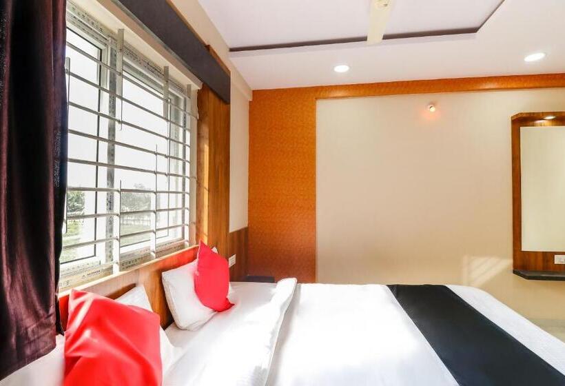三人经典房间, Capital O N R Residency