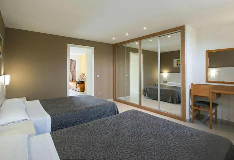 Quarto Familiar, Medplaya Aparthotel Sant Eloi
