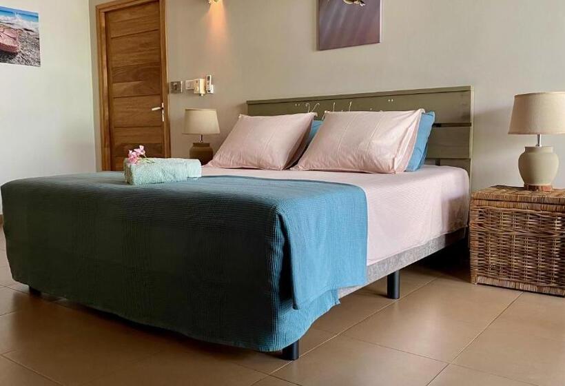 اتاق لوکس با چشم‌انداز باغ, Tala Lodge Bonaire