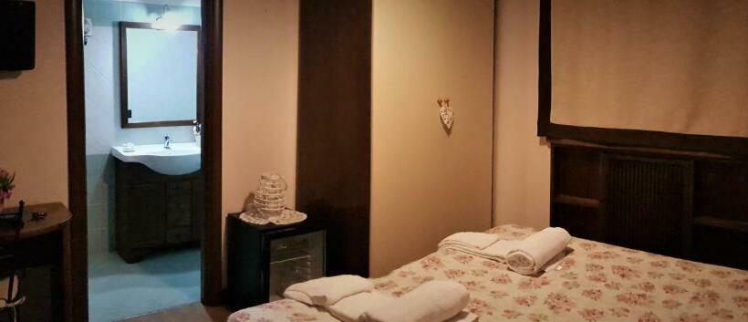 Номер Стандарт, Glamour Bed & Breakfast