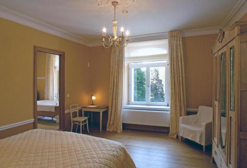 Номер Стандарт Вид на Сад, Hostellerie La Maison De Maître
