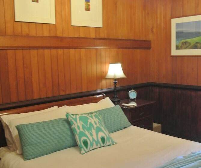 Люкс, Wiss House Bed And Breakfast
