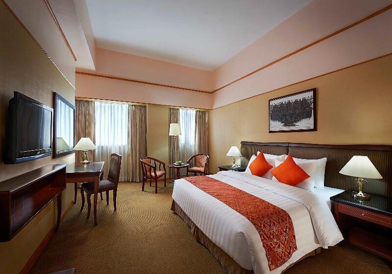 Номер Премиум, Berjaya Makati