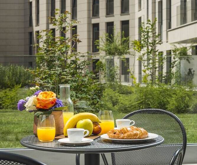 ガーデンビュースタンダードルーム, Hyatt Regency Sofia