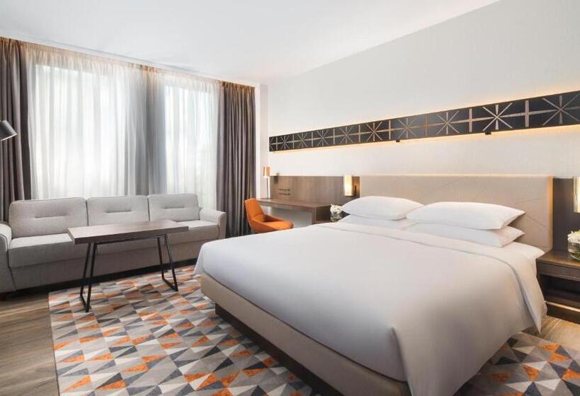 キングサイズベッドのクラブルーム, Hyatt Regency Sofia