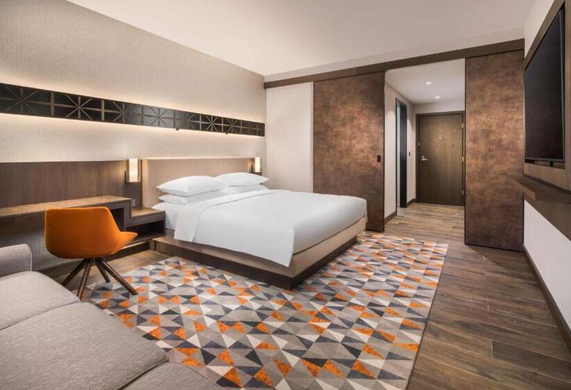 キングサイズベッドのスタンダードルーム, Hyatt Regency Sofia
