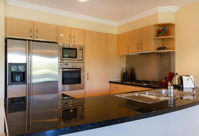 Вилла 3 Спальни, Paradise Links Resort Port Douglas