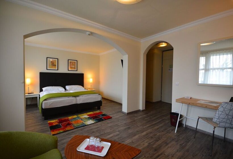 غرفة سوبيريور مطلّة علي الحديقة, Parkhotel Brunauer