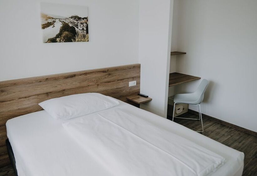 غرفة قياسية فردية, Parkhotel Brunauer