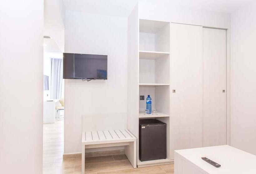 Полулюкс, Mar Hotels Alcanada
