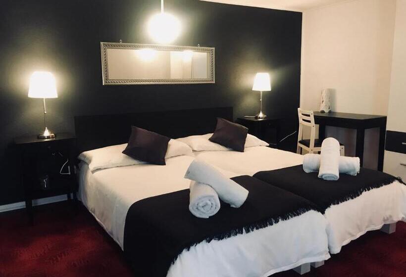 Четырехместный Номер Стандарт, Donjon B&b E Ristorante