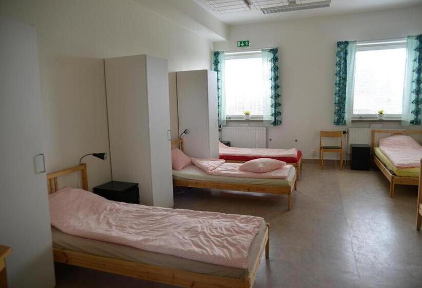 Семейный Номер, Hostel Finnmyrten