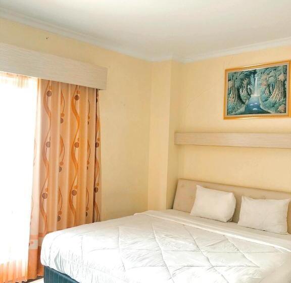 Номер Deluxe, Permata Inn Slawi