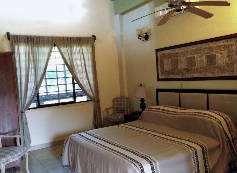 Апартаменты Deluxe 1 Спальня, Bayshore Bijou Suites