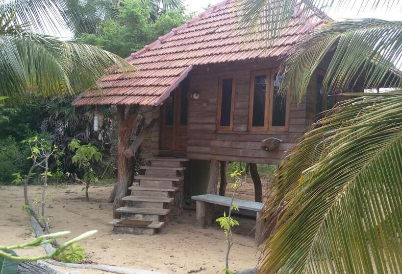 Номер Стандарт, Light House Beach Hut