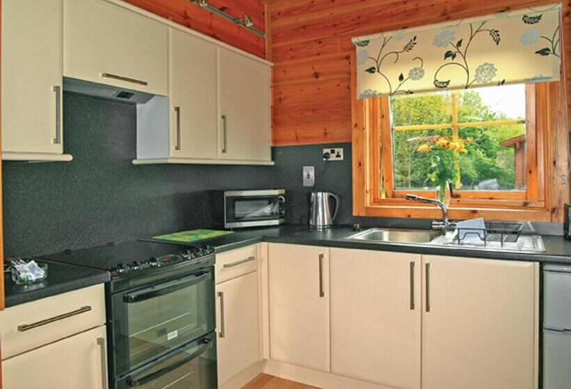 Дом 2 Спальни, Spindlewood Lodges