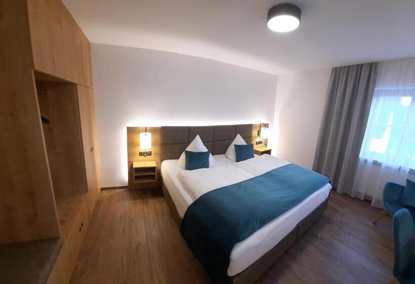 Номер Стандарт, Gasthof Krone Ochsenfeld