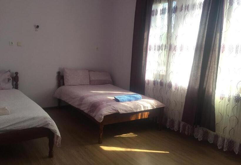 스탠다드 룸, Guest House Agush