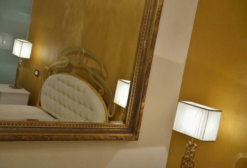 Номер Стандарт, Palazzo Aurora