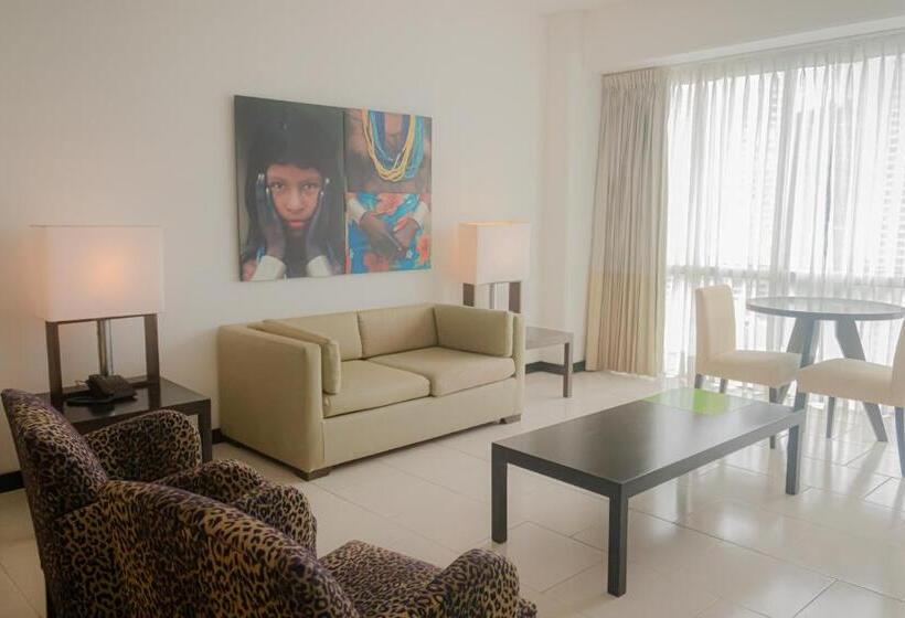 주니어 스위트 킹사이즈 침대, Decapolis Hotel Panama City