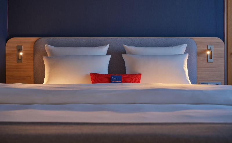 اتاق استاندارد, Holiday Inn Express Frankfurt Messe, An Ihg