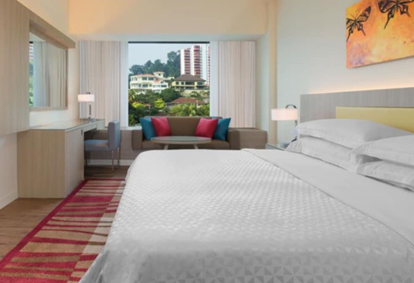 اتاق سوپریور با چشم‌انداز دریا, Mercure Penang Beach