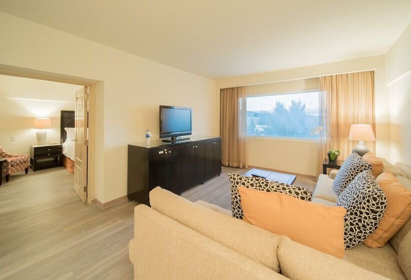 Полулюкс, Real Intercontinental San Salvador, An Ihg