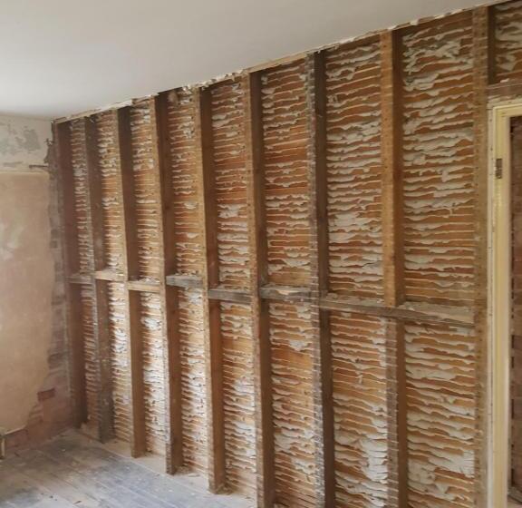 Quarto Deluxe, Rosie Flanagan's