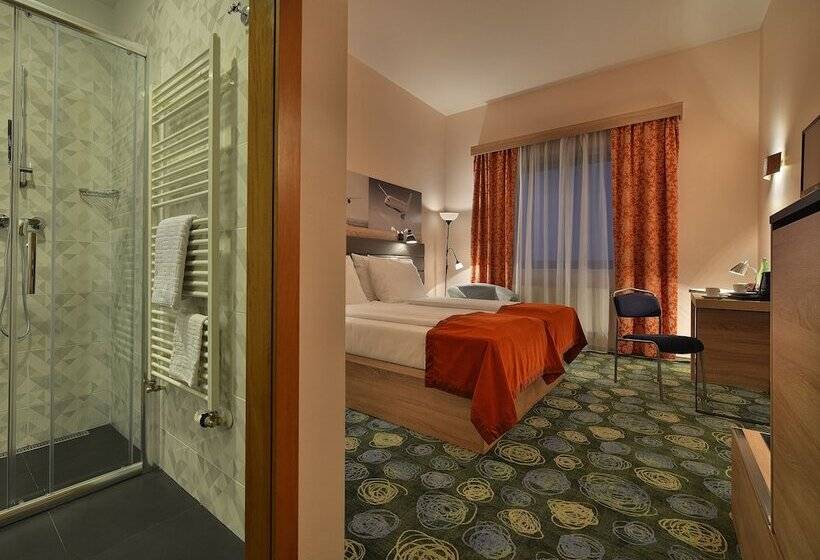 اتاق استاندارد, Ramada Airport Hotel Prague