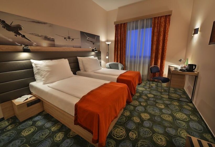 اتاق کلاس بیزنس, Ramada Airport Hotel Prague