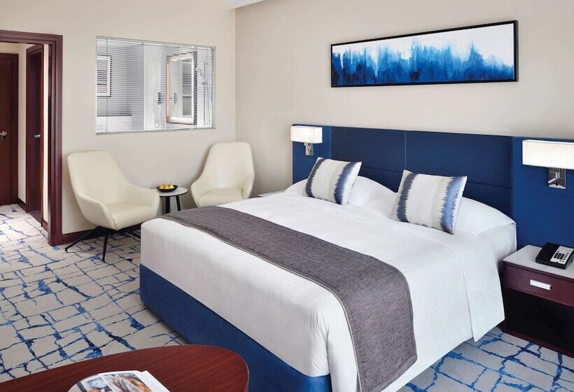 Номер Superior, Mövenpick Hotel & Apartments Bur Dubai