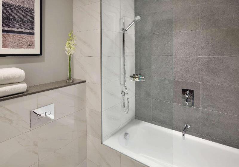 Номер Superior, Mövenpick Hotel & Apartments Bur Dubai