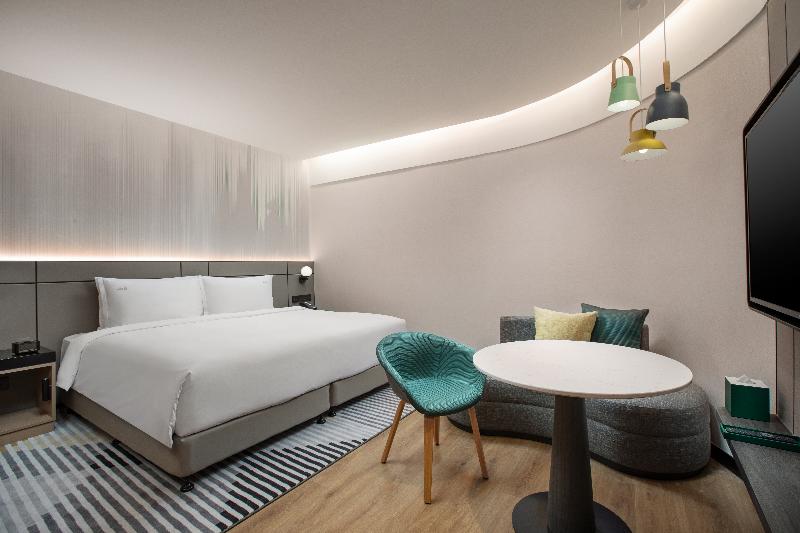 Chambre Standard Lit King Size, Holiday Inn Shanghai Nanjing Road, An Ihg