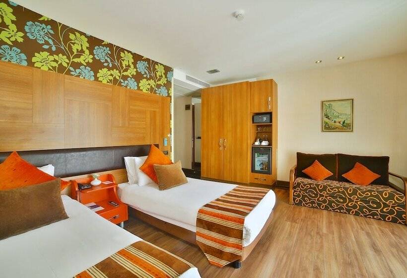 Superior Triple Room, Konak Hotel Taksim