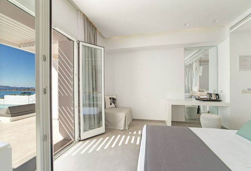 带海景的复工套房, Paros Agnanti Resort & Spa