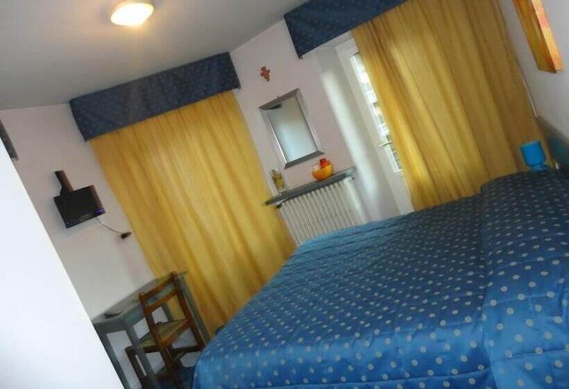 Номер Стандарт, Albergo Centrale