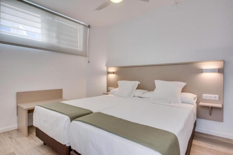 Люкс Адаптированный для Инвалидов, Holiday Inn   St. Petersburg West, An Ihg