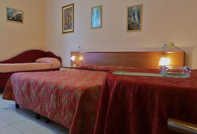 Family Suite, Roma